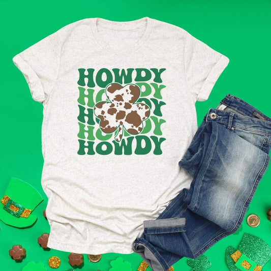 Howdy graphic tee with cow print clover