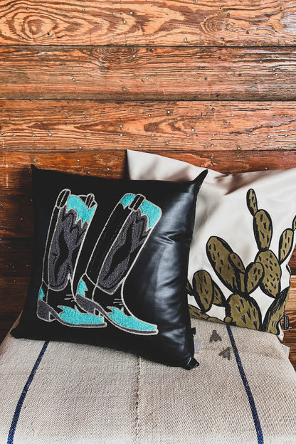 Showcase Steppin' Pillow Cover