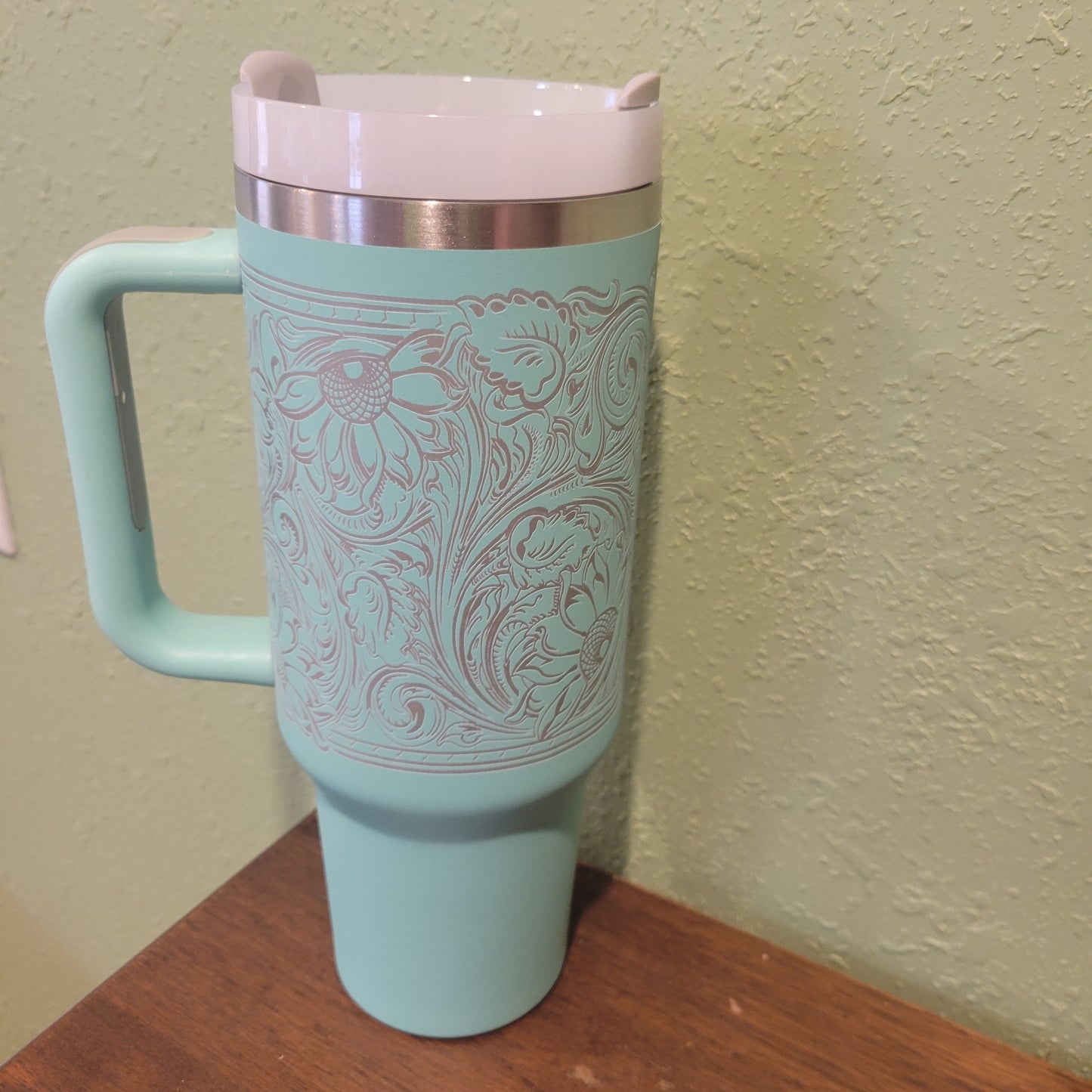 40oz Tumbler - Tooled Sunflower